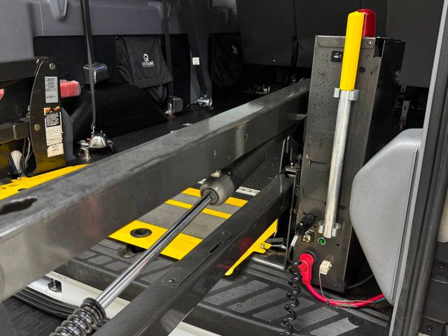 2019 Ford Transit 350 XLT 3dr LWB Medium Roof Passenger Van w/Sli... | Houston, TX | Houston Auto Credit 2019 Ford Transit 350 XLT 3dr LWB Medium Roof Passenger Van w/Sli... | Houston, TX | Houston Auto Credit