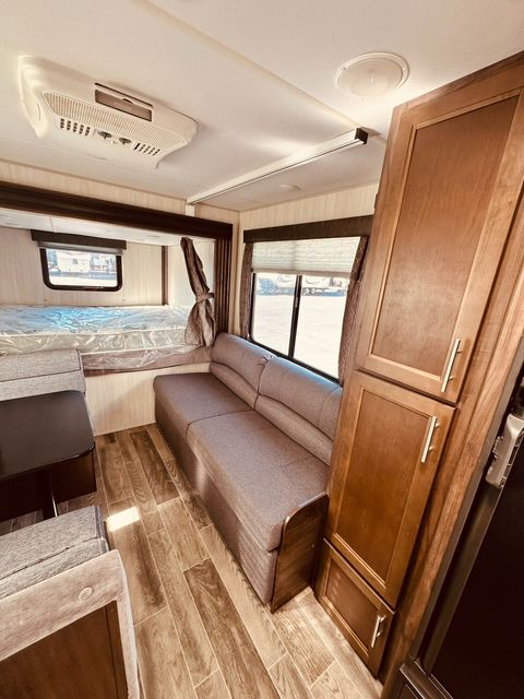 2019 Forest River Grey Wolf 19SM