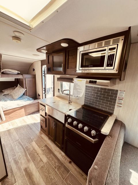 2019 Forest River Grey Wolf 19SM