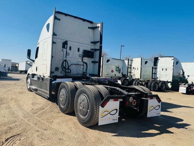 2019 Freightliner CASCADIA 126-APU | Dallas, TX | Infinity Trucks 2019 Freightliner CASCADIA 126-APU | Dallas, TX | Infinity Trucks