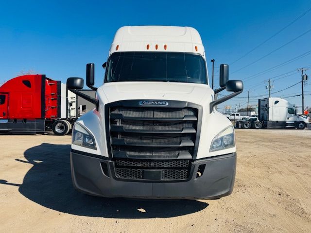 2019 Freightliner CASCADIA 126  | Dallas, TX | Infinity Trucks