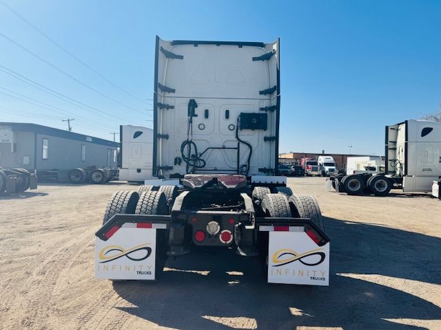 2019 Freightliner CASCADIA 126  | Dallas, TX | Infinity Trucks