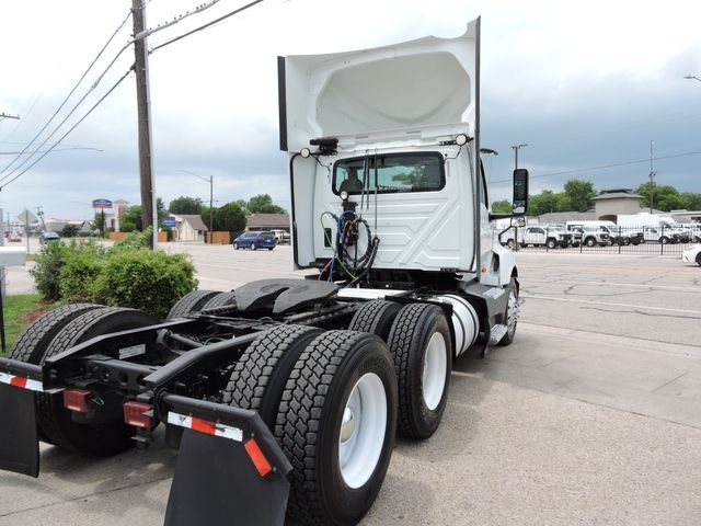 2019 Freightliner LT625 Daycab