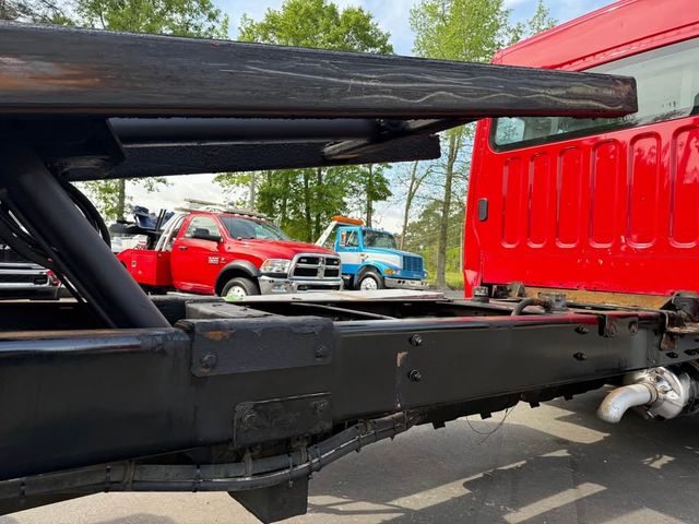 2019 Freightliner M106