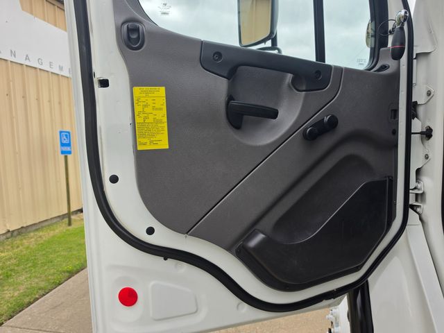 2019 Freightliner M2 ALTEC L42M 47FT MATERIAL HANDLER CUMMINS POWERED ALTEC | Irving, TX | Pinnacle Trucks