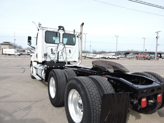 2019 Freightliner PT126 Daycab