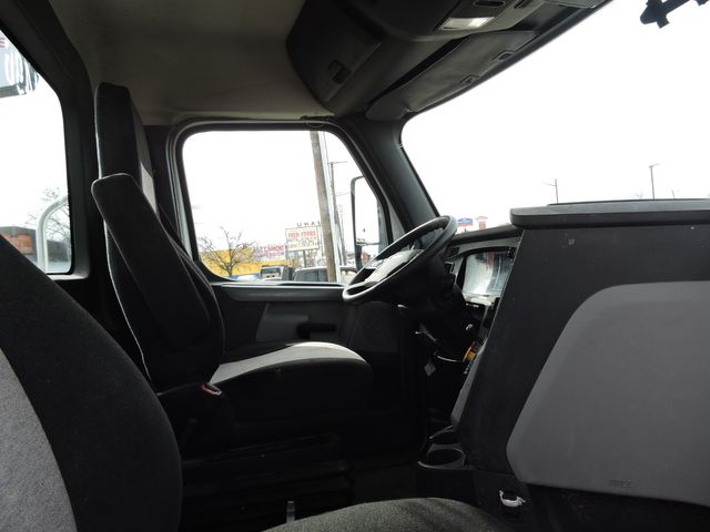 2019 Freightliner PT126 Daycab