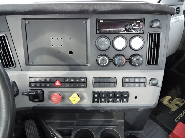 2019 Freightliner PT126 Daycab