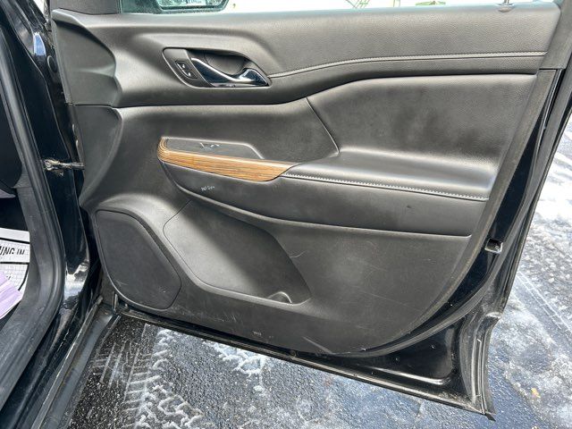 2019 GMC Acadia SLE-2