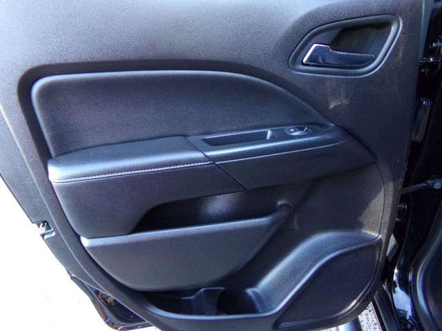 2019 GMC Canyon SLE | Gonzales, TX | West Motors 2019 GMC Canyon SLE | Gonzales, TX | West Motors