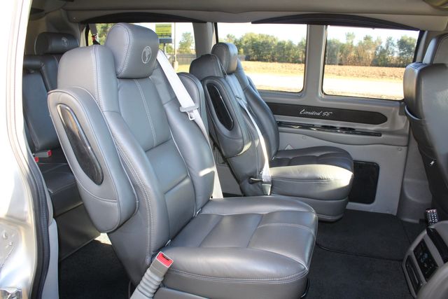 2019 GMC Savana 4x4 Explorer 2500 | Roscoe, IL | Autoland Outlets 2019 GMC Savana 4x4 Explorer 2500 | Roscoe, IL | Autoland Outlets