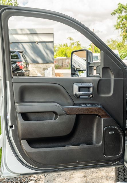 2019 GMC Sierra 2500HD Denali Z71 DURAMAX PLUS / 1-OWNER / 4X4 DIESEL | Austin, TX | Rocky Mountain Truck Stop Austin 2019 GMC Sierra 2500HD Denali Z71 DURAMAX PLUS / 1-OWNER / 4X4 DIESEL | Austin, TX | Rocky Mountain Truck Stop Austin