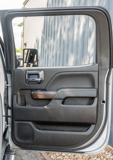 2019 GMC Sierra 2500HD Denali Z71 DURAMAX PLUS / 1-OWNER / 4X4 DIESEL | Austin, TX | Rocky Mountain Truck Stop Austin 2019 GMC Sierra 2500HD Denali Z71 DURAMAX PLUS / 1-OWNER / 4X4 DIESEL | Austin, TX | Rocky Mountain Truck Stop Austin