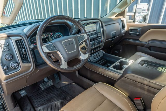 2019 GMC Sierra 2500HD Denali 4X4 / 1-OWNER / DURAMAX PLUS PKG | Austin, TX | Rocky Mountain Truck Stop Austin 2019 GMC Sierra 2500HD Denali 4X4 / 1-OWNER / DURAMAX PLUS PKG | Austin, TX | Rocky Mountain Truck Stop Austin