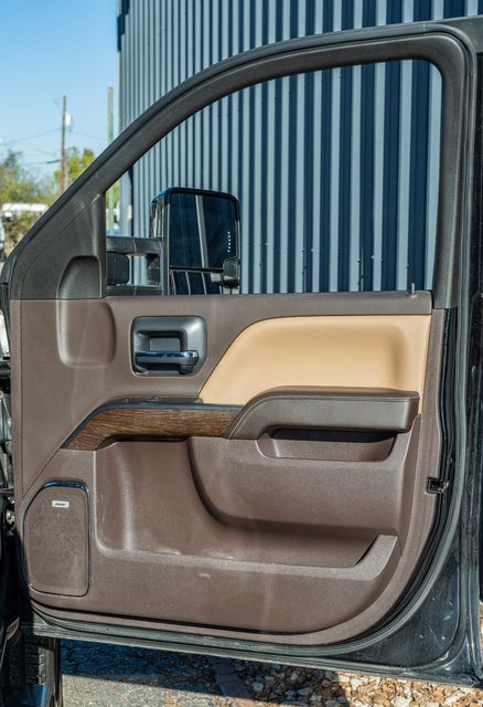 2019 GMC Sierra 2500HD Denali 4X4 / 1-OWNER / DURAMAX PLUS PKG | Austin, TX | Rocky Mountain Truck Stop Austin 2019 GMC Sierra 2500HD Denali 4X4 / 1-OWNER / DURAMAX PLUS PKG | Austin, TX | Rocky Mountain Truck Stop Austin