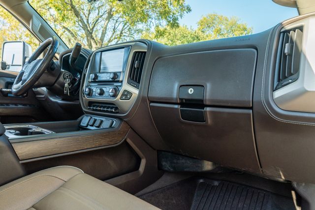 2019 GMC Sierra 2500HD Denali 4X4 / 1-OWNER / DURAMAX PLUS PKG | Austin, TX | Rocky Mountain Truck Stop Austin 2019 GMC Sierra 2500HD Denali 4X4 / 1-OWNER / DURAMAX PLUS PKG | Austin, TX | Rocky Mountain Truck Stop Austin