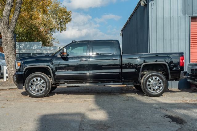 2019 GMC Sierra 2500HD Denali 4X4 / 1-OWNER / DURAMAX PLUS PKG | Austin, TX | Rocky Mountain Truck Stop Austin 2019 GMC Sierra 2500HD Denali 4X4 / 1-OWNER / DURAMAX PLUS PKG | Austin, TX | Rocky Mountain Truck Stop Austin