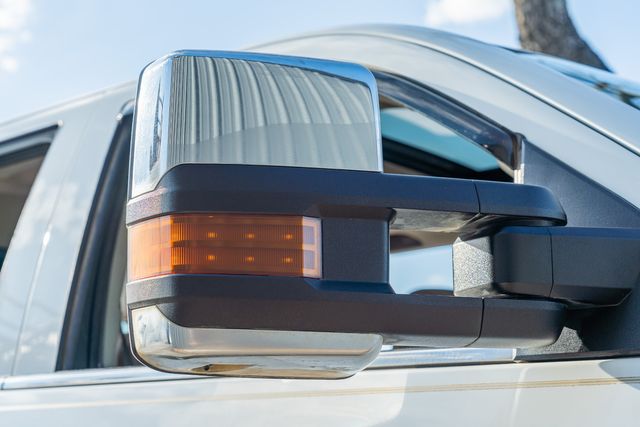 2019 GMC Sierra 2500HD Denali 4X4 / DURAMAX PLUS / LOADED / REG SERVICE | Austin, TX | Rocky Mountain Truck Stop Austin