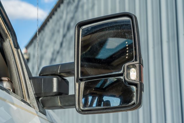 2019 GMC Sierra 2500HD Denali 4X4 / DURAMAX PLUS / LOADED / REG SERVICE | Austin, TX | Rocky Mountain Truck Stop Austin