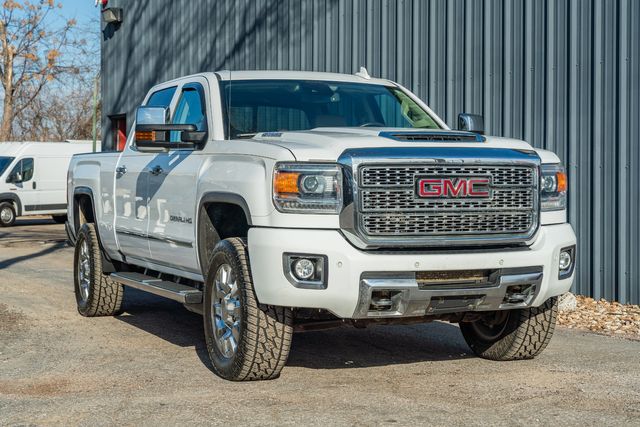 2019 GMC Sierra 2500HD Denali 4X4 / DURAMAX PLUS / LOADED / REG SERVICE | Austin, TX | Rocky Mountain Truck Stop Austin 2019 GMC Sierra 2500HD Denali 4X4 / DURAMAX PLUS / LOADED / REG SERVICE | Austin, TX | Rocky Mountain Truck Stop Austin