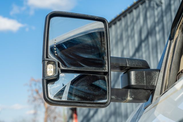 2019 GMC Sierra 2500HD Denali 4X4 / DURAMAX PLUS / LOADED / REG SERVICE | Austin, TX | Rocky Mountain Truck Stop Austin