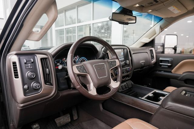 2019 GMC Sierra 2500HD Denali Z71 / DURAMAX PLUS 4X4 / ONLY 1 TEXAS OWNER | Austin, TX | Rocky Mountain Truck Stop Austin