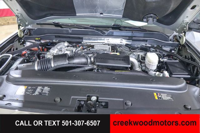 2019 GMC Sierra 2500HD SLT 4x4 Crew Cab Duramax Diesel Allison LEVELED 2019 GMC Sierra 2500HD SLT 4x4 Crew Cab Duramax Diesel Allison LEVELED