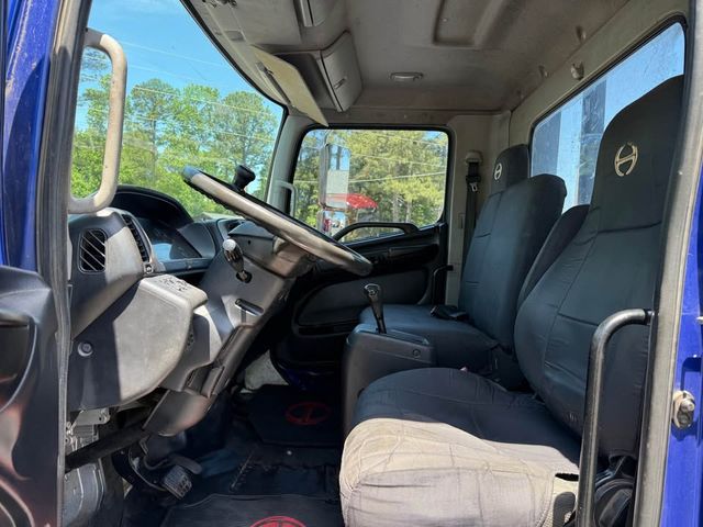2019 Hino 258