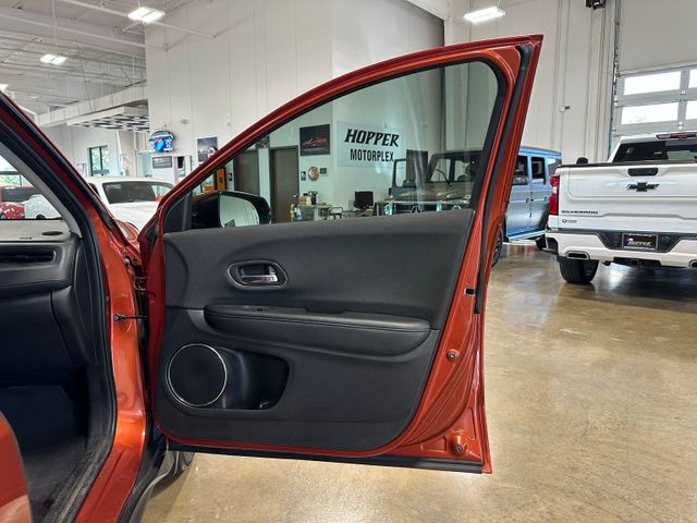 2019 Honda HR-V EX | Irving, Texas | Hopper Motorplex 2019 Honda HR-V EX | Irving, Texas | Hopper Motorplex