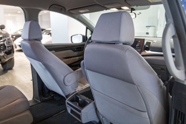 2019 Honda Odyssey 3rd row LX