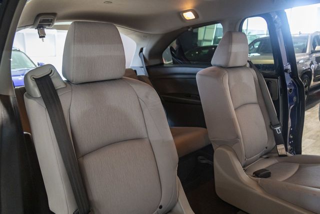 2019 Honda Odyssey 3rd row LX