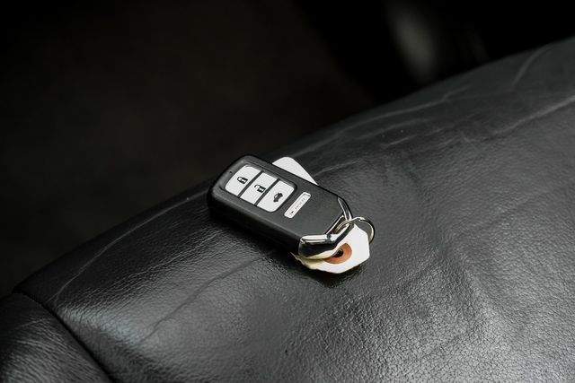 2019 Honda Pilot EX-L w/Navi w/RES | Addison, TX | Addison Autoplex 2019 Honda Pilot EX-L w/Navi w/RES | Addison, TX | Addison Autoplex