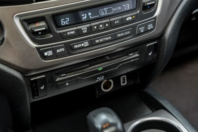 2019 Honda Pilot EX-L w/Navi w/RES | Addison, TX | Addison Autoplex 2019 Honda Pilot EX-L w/Navi w/RES | Addison, TX | Addison Autoplex