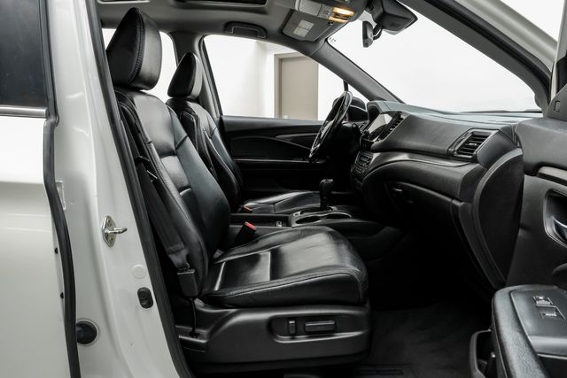 2019 Honda Pilot EX-L w/Navi w/RES | Addison, TX | Addison Autoplex 2019 Honda Pilot EX-L w/Navi w/RES | Addison, TX | Addison Autoplex