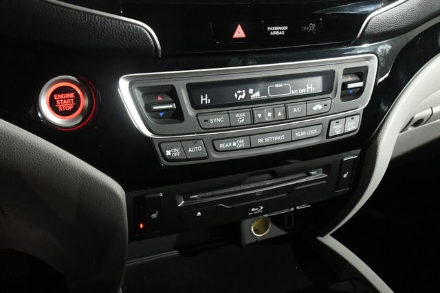 2019 Honda Pilot Touring | Branford, CT | Sound Auto Wholesalers 2019 Honda Pilot Touring | Branford, CT | Sound Auto Wholesalers