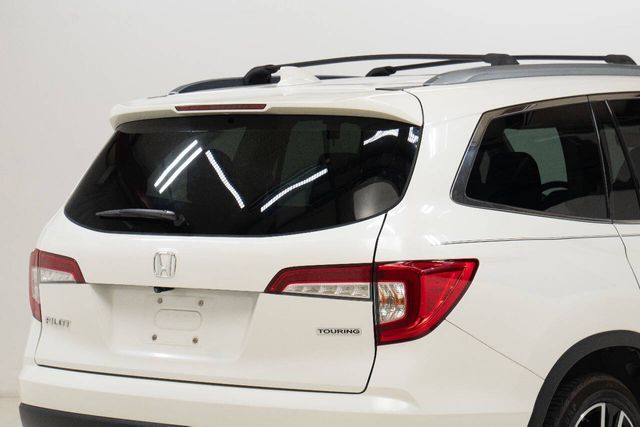 2019 Honda Pilot Touring w/Rear Captain's Chairs | Houston, TX | Houston Auto Credit 2019 Honda Pilot Touring w/Rear Captain's Chairs | Houston, TX | Houston Auto Credit