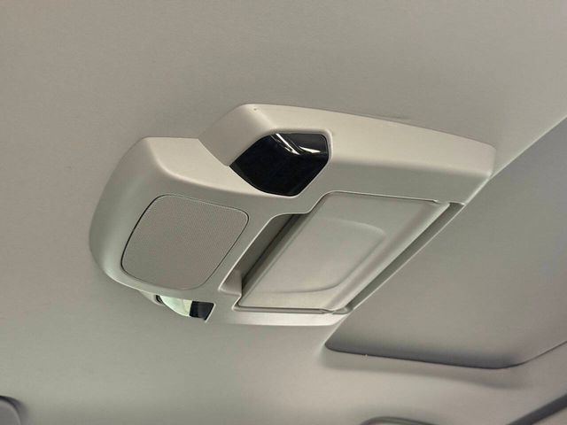 2019 Honda Pilot Touring w/Rear Captain's Chairs | Houston, TX | Houston Auto Credit 2019 Honda Pilot Touring w/Rear Captain's Chairs | Houston, TX | Houston Auto Credit