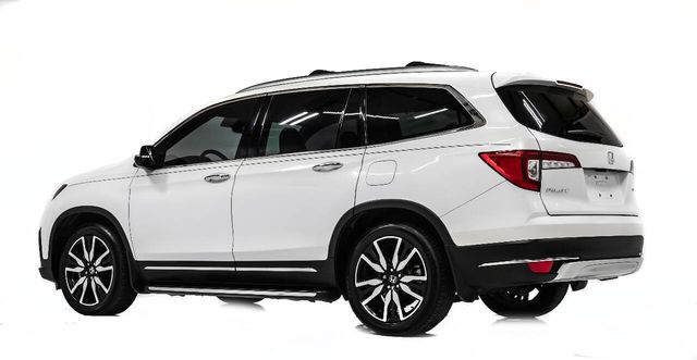 2019 Honda Pilot Touring w/Rear Captain's Chairs | Houston, TX | Houston Auto Credit 2019 Honda Pilot Touring w/Rear Captain's Chairs | Houston, TX | Houston Auto Credit