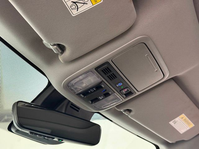 2019 Honda Pilot Touring w/Rear Captain's Chairs | Houston, TX | Houston Auto Credit 2019 Honda Pilot Touring w/Rear Captain's Chairs | Houston, TX | Houston Auto Credit