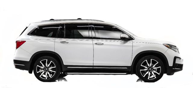2019 Honda Pilot Touring w/Rear Captain's Chairs | Houston, TX | Houston Auto Credit 2019 Honda Pilot Touring w/Rear Captain's Chairs | Houston, TX | Houston Auto Credit