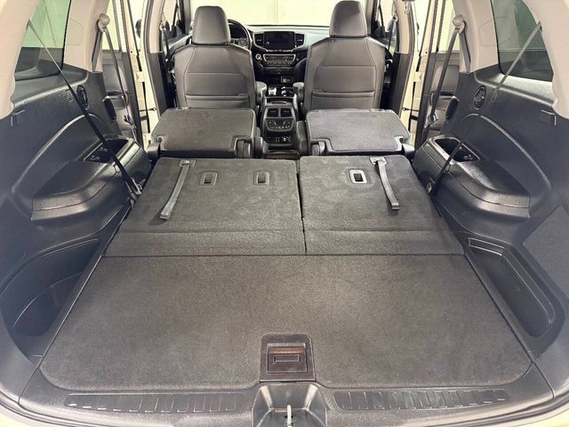 2019 Honda Pilot Touring w/Rear Captain's Chairs | Houston, TX | Houston Auto Credit 2019 Honda Pilot Touring w/Rear Captain's Chairs | Houston, TX | Houston Auto Credit
