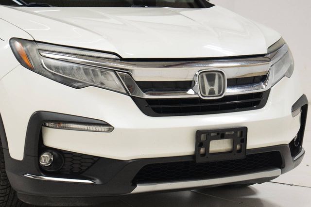 2019 Honda Pilot Touring w/Rear Captain's Chairs | Houston, TX | Houston Auto Credit 2019 Honda Pilot Touring w/Rear Captain's Chairs | Houston, TX | Houston Auto Credit