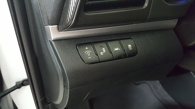 2019 Hyundai ELANTRA SEL | Carrollton, TX | Legend Motorcars of Carrollton 2019 Hyundai ELANTRA SEL | Carrollton, TX | Legend Motorcars of Carrollton