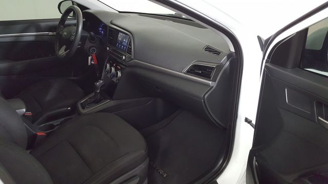 2019 Hyundai ELANTRA SEL | Carrollton, TX | Legend Motorcars of Carrollton 2019 Hyundai ELANTRA SEL | Carrollton, TX | Legend Motorcars of Carrollton