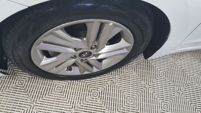 2019 Hyundai ELANTRA SEL | Carrollton, TX | Legend Motorcars of Carrollton