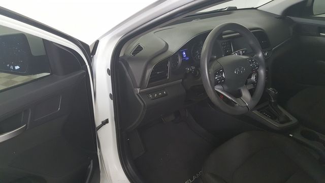 2019 Hyundai ELANTRA SEL | Carrollton, TX | Legend Motorcars of Carrollton