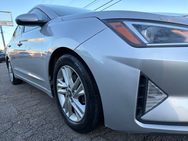 2019 Hyundai ELANTRA Limited
