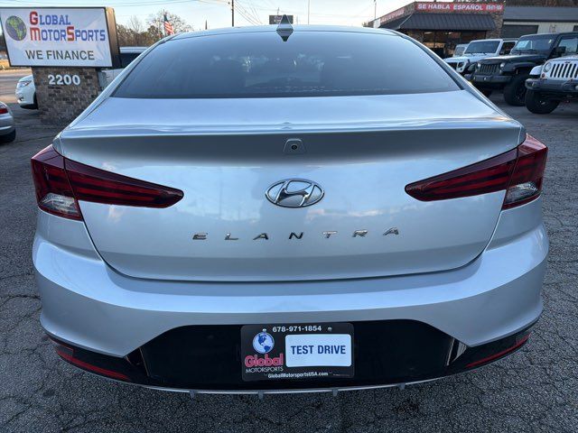 2019 Hyundai ELANTRA Limited