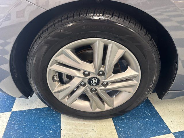 2019 Hyundai ELANTRA SE | Rome, GA | Knight's Car Store 2019 Hyundai ELANTRA SE | Rome, GA | Knight's Car Store
