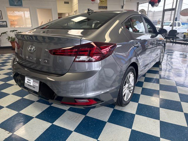 2019 Hyundai ELANTRA SE | Rome, GA | Knight's Car Store 2019 Hyundai ELANTRA SE | Rome, GA | Knight's Car Store